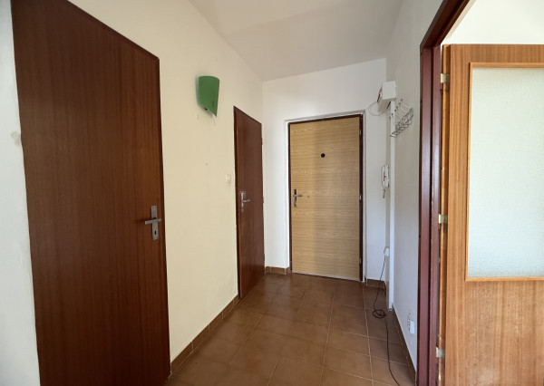 Na predaj väčší 2 izbový byt, Trenčianske Teplice, 57 m2