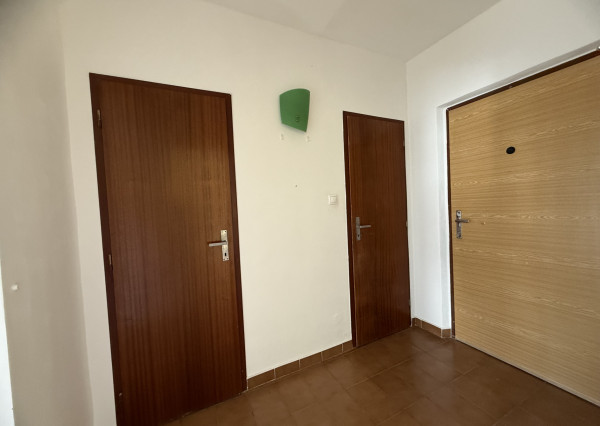 Na predaj väčší 2 izbový byt, Trenčianske Teplice, 57 m2