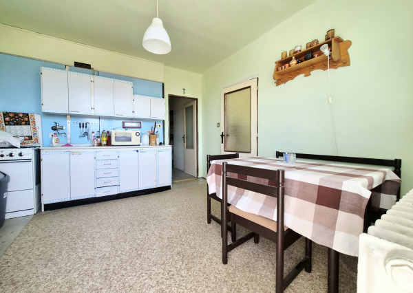 3 izbový byt Trenčín - Kubrá 77m2, balkón