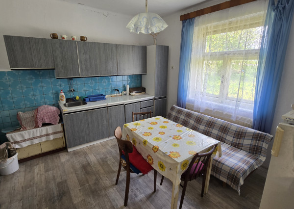 Prašník – Grnča | Malebná chalupa so stodolou a pozemkom 1 616 m²