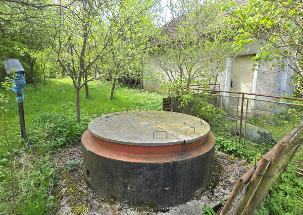 Prašník – Grnča | Malebná chalupa so stodolou a pozemkom 1 616 m²