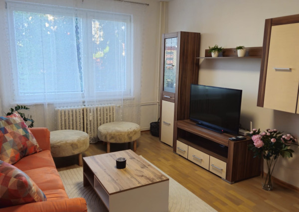 2 izbový byt na prenájom Centrum Dubnice nad Váhom
