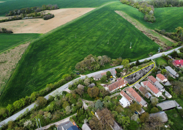 Stavebný pozemok 656 m² Prašník – Grnča | Pokoj vidieka