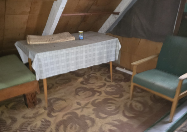 Pozemok s chatkou a nádherným výhľadom v Sokolovciach | 645 m² | elektrina | pokoj a príroda