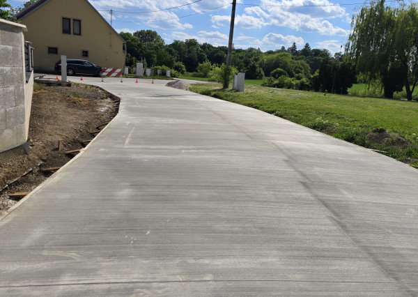 STAVEBNÝ POZEMOK 561 M² BOROVCE *VIDEO* /ELEKTRINA, VODA, KANALIZÁCIA/
