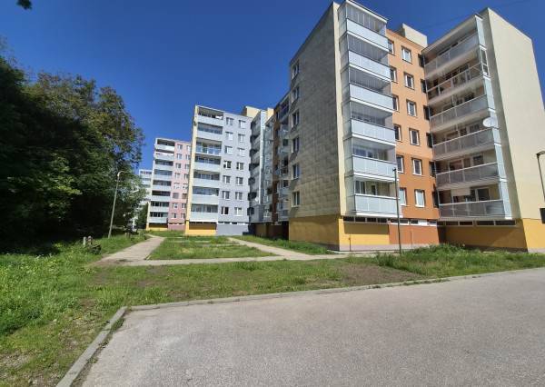 2 - izbový byt Trenčianske Teplice 47m2 + balkón