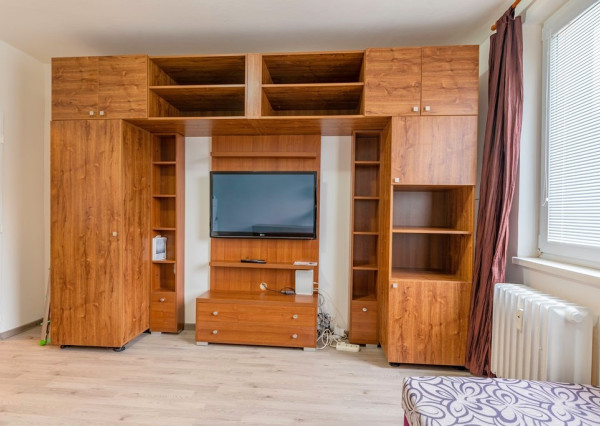 Na prenájom garsónka 20 m², Štefunkova ul. Ružinov, ihneď voľná