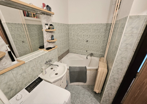 3 izbový byt Bánovce nad Bebravou/ CENTRUM/ LOGGIA / PIVNICA
