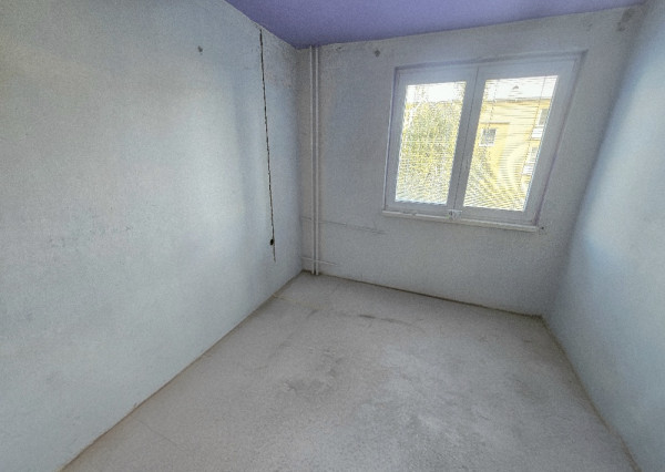 3 izbový byt Bánovce nad Bebravou/ CENTRUM/ LOGGIA / PIVNICA