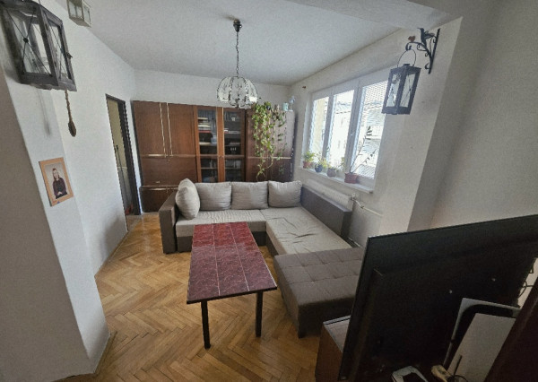 3 izbový byt Bánovce nad Bebravou/ CENTRUM/ LOGGIA / PIVNICA