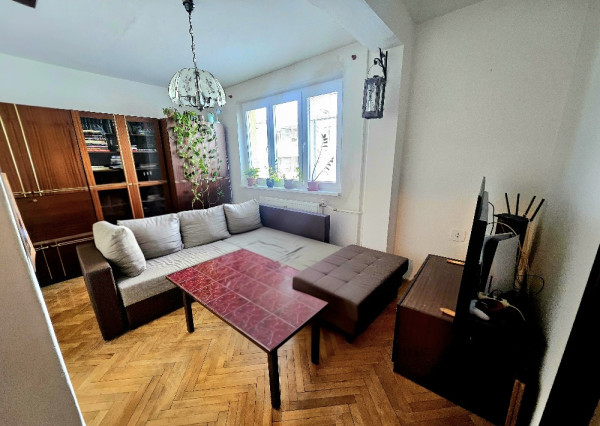 3 izbový byt Bánovce nad Bebravou/ CENTRUM/ LOGGIA / PIVNICA