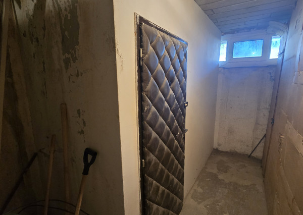 Stačí si priniesť osobné veci – komplet zariadený dizajnový 3-izbový byt | Tehelná, Trnava
