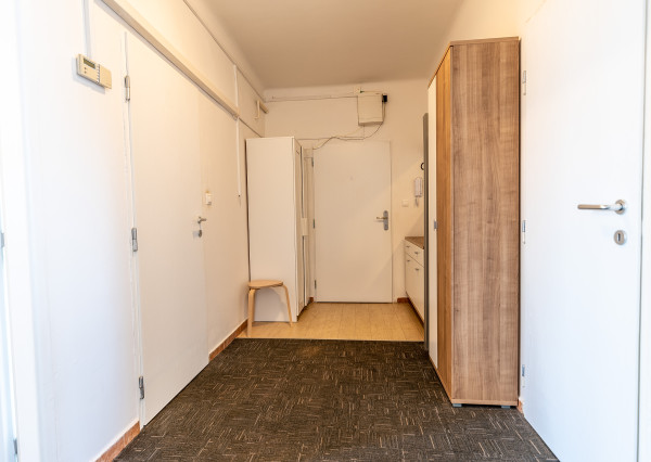 Na prenájom 1 izb. byt 42 m², klimatizovaný, Kúpeľná  ul, BA I – Staré Mesto, od 1.7.2026