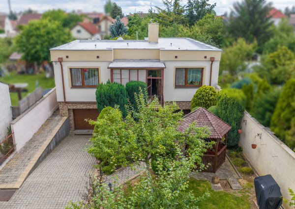 EXKLUZÍVNA PONUKA   Rodinný dom Topoľčany, pozemok 733 m2
