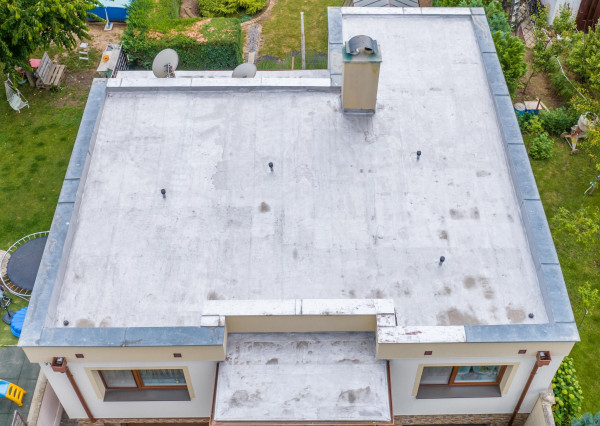 EXKLUZÍVNA PONUKA   Rodinný dom Topoľčany, pozemok 733 m2