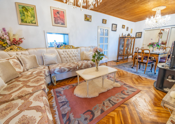 EXKLUZÍVNA PONUKA   Rodinný dom Topoľčany, pozemok 733 m2