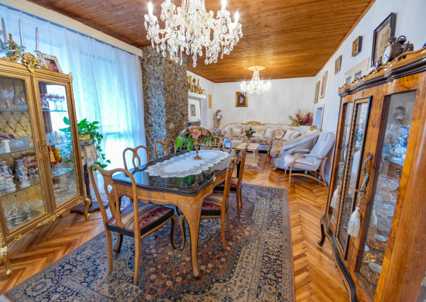 EXKLUZÍVNA PONUKA   Rodinný dom Topoľčany, pozemok 733 m2