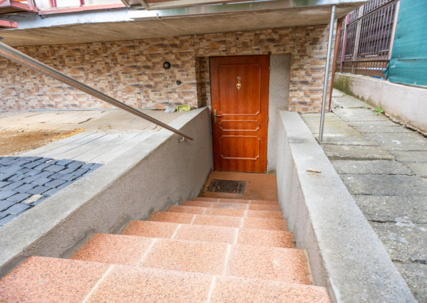 EXKLUZÍVNA PONUKA   Rodinný dom Topoľčany, pozemok 733 m2