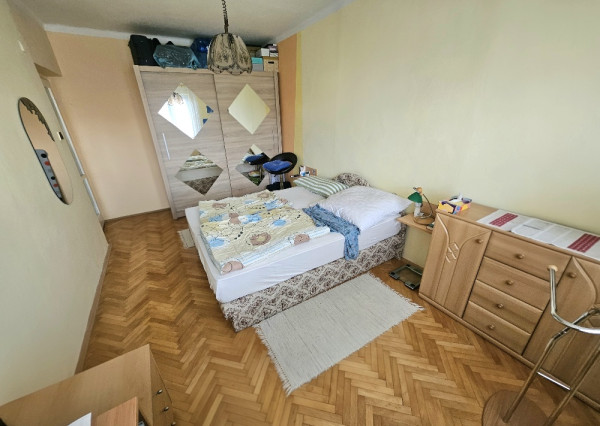 3 izbový byt Bánovce nad Bebravou / CENTRUM/ LOGGIA /PIVNICA