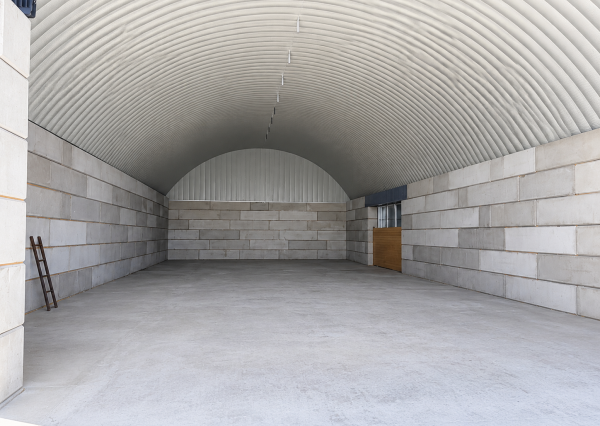 Na prenájom SKLAD v Ilave, novostavba + pozemok 600 m2