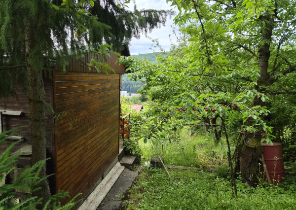 2 chatky, pozemok 563m2 Trenčianske Teplice