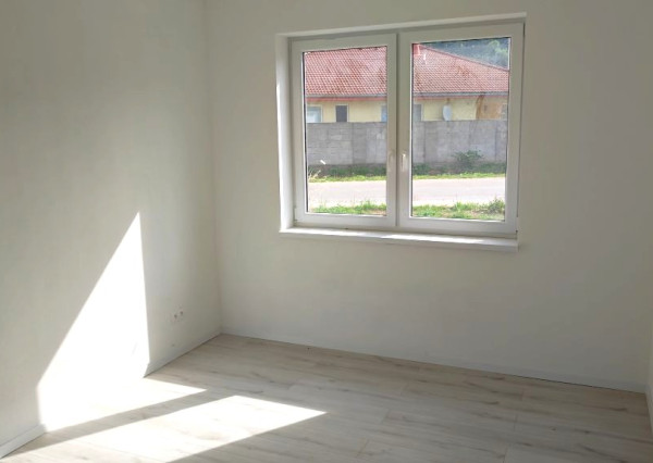 Novostavba rodinného domu-bungalov, Sokolovce