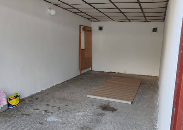 NA PREDAJ MUROVANÁ GARÁŽ 18 m² VO ZVOLENE – ELEKTRINA, VLASTNÝ POZEMOK, VÝBORNÁ LOKALITA