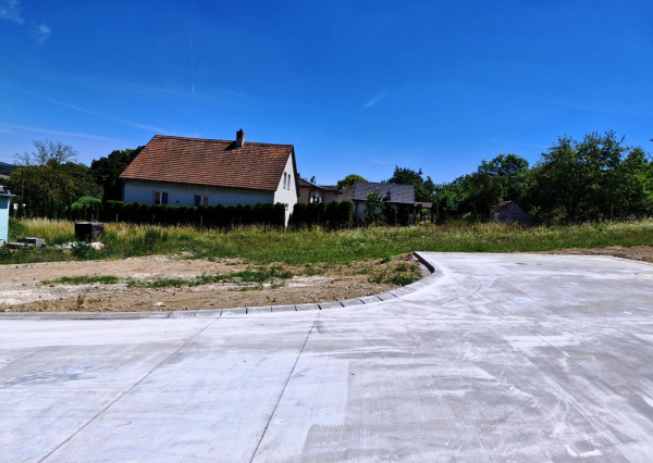 Stavebný pozemok o výmere 695 m2 v súkromnej štvrti - Stará Turá