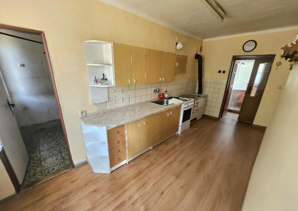 3 izbový byt KŠINNÁ -71m2 - so ZÁHRADOU/ LOGGIA /PIVNICA
