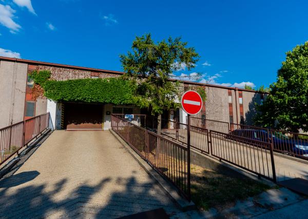 Na prenájom garáž, 16 m², v garážovom dome, Dvojkrížna ul., ihneď voľná