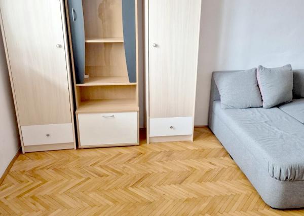 Prenájom 1-izbového bytu 42m2, A. Hlinku Piešťany