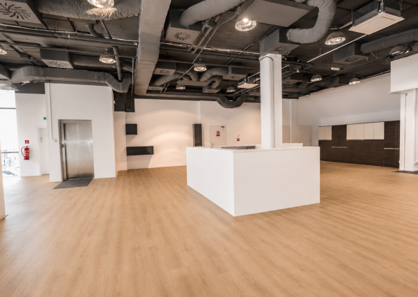 Na prenájom reprezentatívny priestor 231 m² – Dunajská ulica, Staré Mesto, bez provízie, voľný ihneď