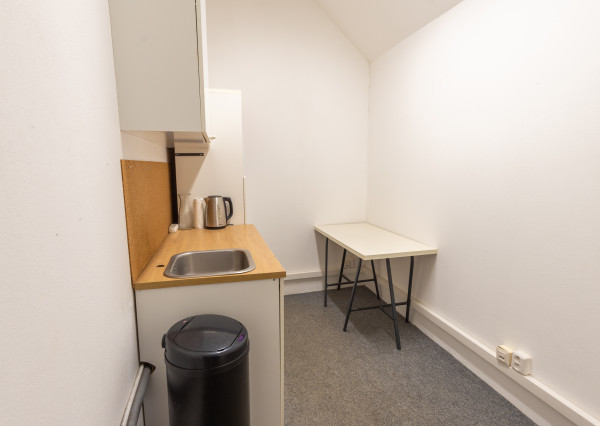 Na prenájom reprezentatívny priestor 231 m² – Dunajská ulica, Staré Mesto, bez provízie, voľný ihneď