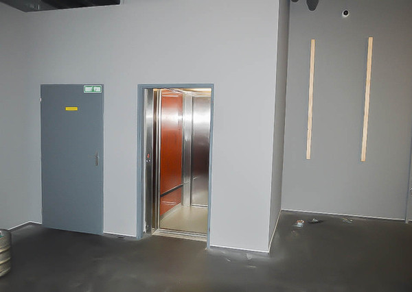 Na prenájom, priestor 226 m², Dunajská ul. Staré Mesto, od 1.10.2026, bez provízie