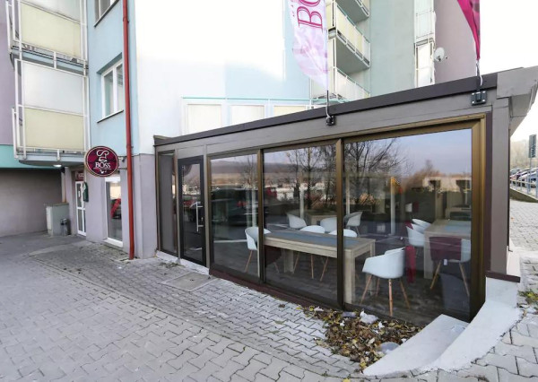 Na prenájom krásny a veľký 1-izbový byt s balkónom, 48 m², Agátová ul. Dúbravka, voľný od 15.8.2026