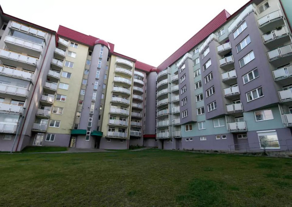 Na prenájom krásny a veľký 1-izbový byt s balkónom, 48 m², Agátová ul. Dúbravka, voľný od 15.8.2026