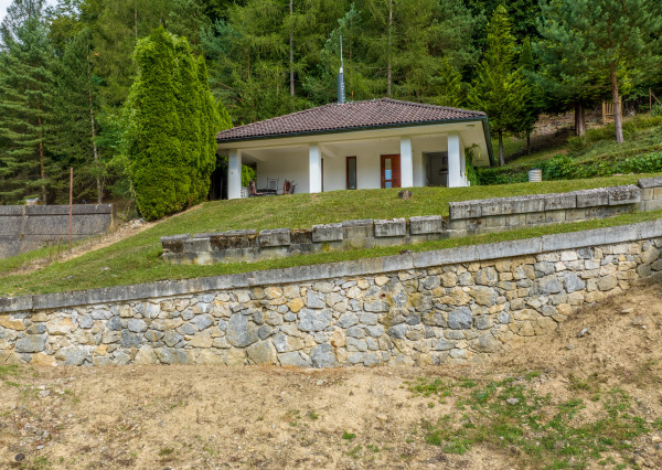 Stavebný pozemok s panoramatickým výhľadom Trenčianske Teplice 2259m2