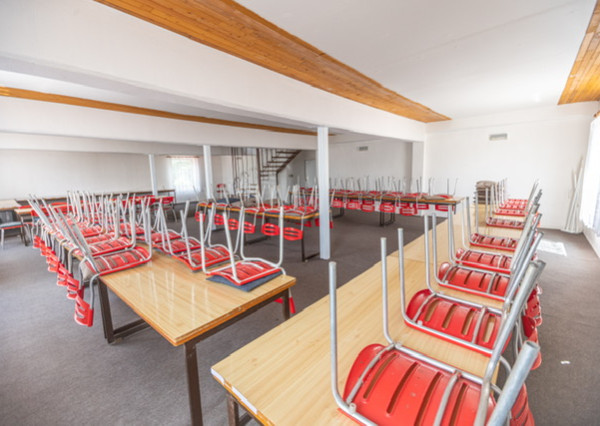 Exkluzívna ponuka, Komerčný objekt Pravenec, pozemok 2100 m2