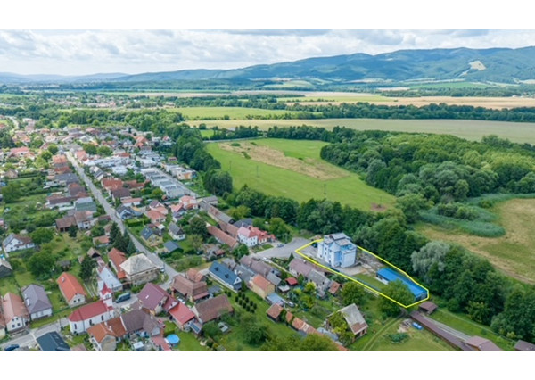 Exkluzívna ponuka, Komerčný objekt Pravenec, pozemok 2100 m2