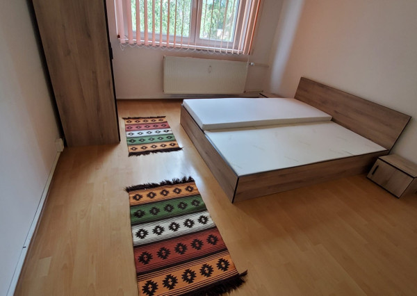 Priestranný 2 izbový byt Trenčín, Karpatská ul. 60m2, prenájom