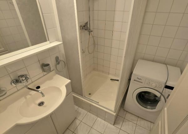 3 izbový byt Bánovce nad Bebravou/ DUBNIČKA /63 m2/ LOGGIA/ PIVNICA