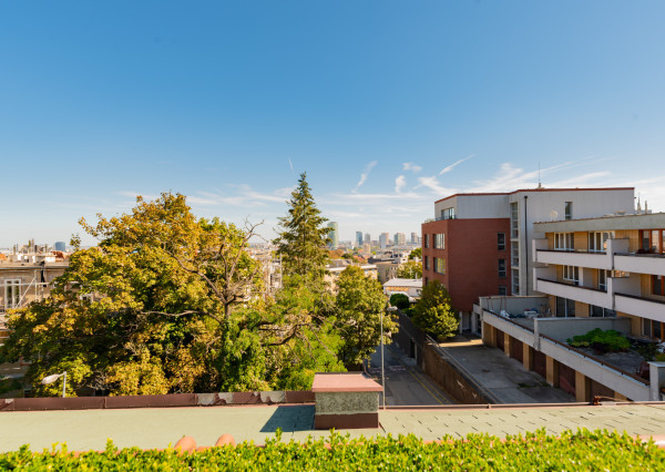 3-izbový byt s veľkou terasou a panoramatickým výhľadom 150 m² – Čapkova ul., Horský park, voľný ihneď