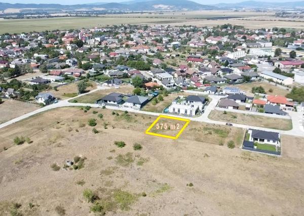 Stavebný pozemok 575 m2, Horná Streda