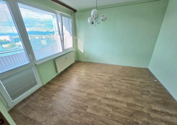 1 izbový byt Bánovce nad Bebravou/DUBNIČKA/34 m2/2 xLOGGIA/PIVNICA