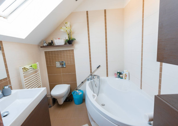 Na predaj výnimočný 3-izbový rodinný dom, 249 m², Vajnory