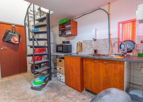 Na prenájom priestor, 169 m², Rybničná ul., BA – Vajnory,