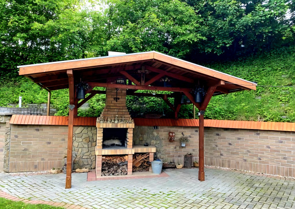 Víkendová chalupa Mikušovce, pozemok 281m2