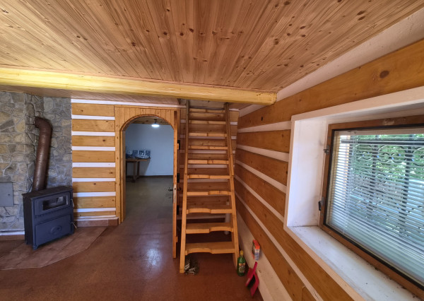 Víkendová chalupa Mikušovce, pozemok 281m2