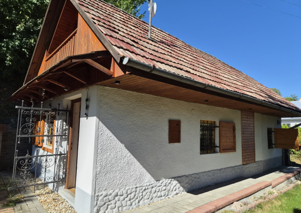 Víkendová chalupa Mikušovce, pozemok 281m2