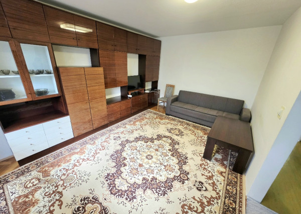 PRENÁJOM Bánovce nad Bebravou/3 IZBOVÝ BYT/ CENTRUM-STRED/
